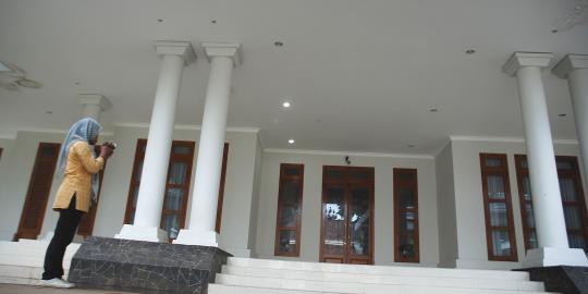 Kondisi rumah dinas Gubernur Banten yang tak terawat 