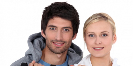 6 tips asyik pacaran di rumah
