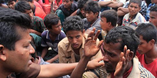 8 Pengungsi Rohingya tewas, Denny Indrayana minta maaf