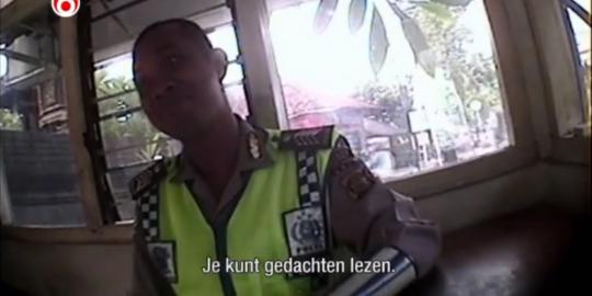 Polisi Bali buat video tandingan Van der Spek