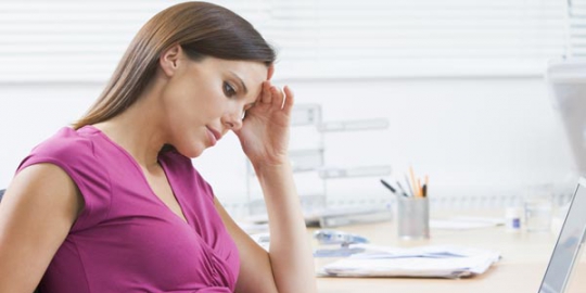 ingin tetap fit di kantor selama hamil? ini rahasianya