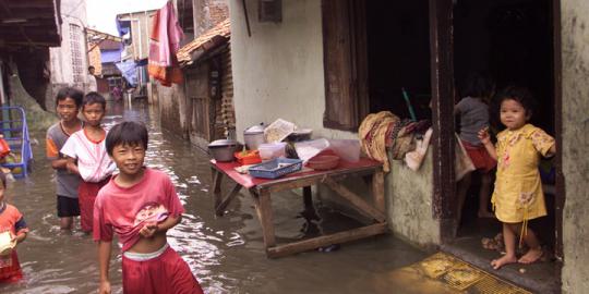 Warga sekitar Bengawan Solo kerap abaikan peringatan banjir dini