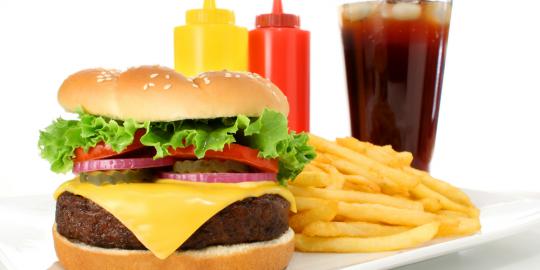 7 Tips mengurangi ketagihan junk food 
