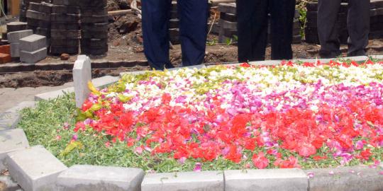 4 Makam ini dipadati pelajar jelang Ujian Nasional
