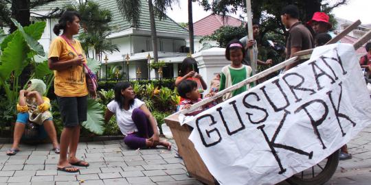 Jokowi pindahkan warga gusuran KPK ke Rusun Pulogebang