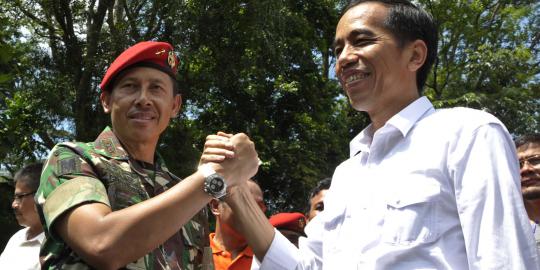 Jokowi terpukau lihat Kopassus silat Merpati Putih