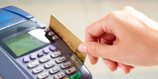 Siasat licik lunasi tunggakan kartu kredit