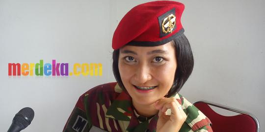 Sersan Kopassus cantik kaget fotonya beredar luas