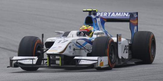 Jelang seri kedua GP2 2013, Rio Haryanto bertolak ke Bahrain