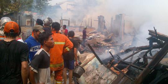 Kebakaran di Jatinegara dan Cakung karena korsleting listrik