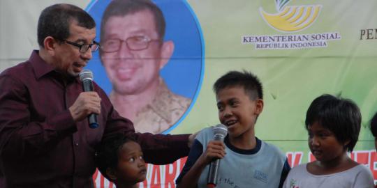 Mensos minta 5 siswi yang permainkan cara salat tetap sekolah