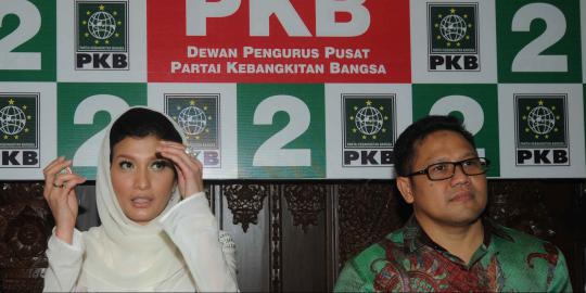 Krisis pede, parpol pilih artis jadi caleg