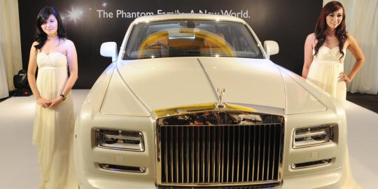 Cerita kecelakaan Rolls Royce versi sopir pick up