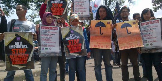 May Day, wartawan Bandung gelar aksi dan tuntut kesejahteraan