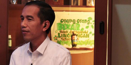 Jokowi siap penuhi permintaan warga buat pagari makam Uje