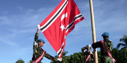 Pengibaran bendera Aceh tidak boleh diiringi azan