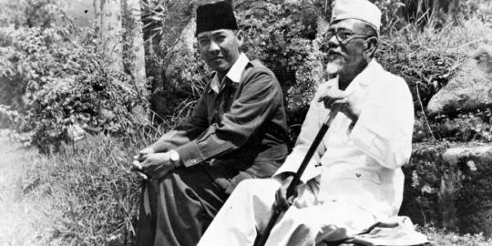 Kh Agus Salim Kesederhanaan Penguasa Banyak Bahasa Merdeka Com