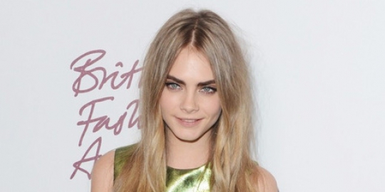 Cara Delevingne ketahuan gunakan narkoba?