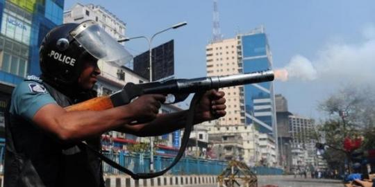 Bentrok polisi dan pengunjuk rasa di Bangladesh tewaskan 22 jiwa