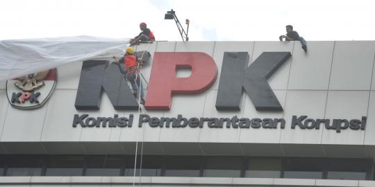 KPK periksa 4 pejabat Pemkot Bandung terkait korupsi dana Bansos