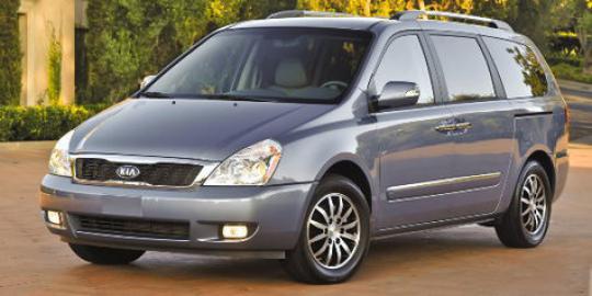 Kia Sedona bangun dari tidur panjangnya!