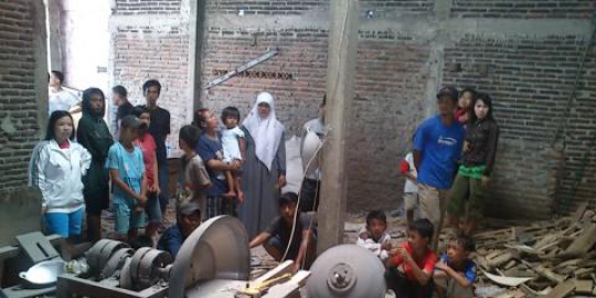 disekap di wc rev1