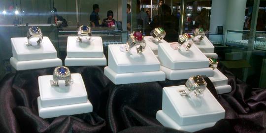 Berlian Rp 1 miliar dijual di pameran perhiasan Balai Kartini