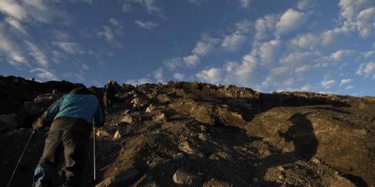 Ribuan pendaki sambangi gunung Rinjani yang baru dibuka