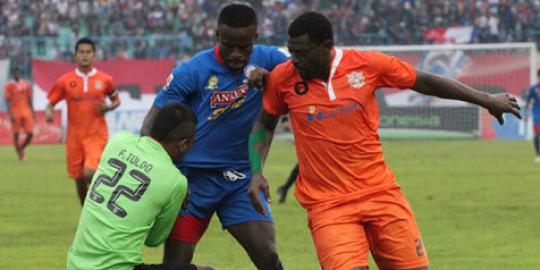 Persisam rekrut Tsimi gantikan Pierre Njanka