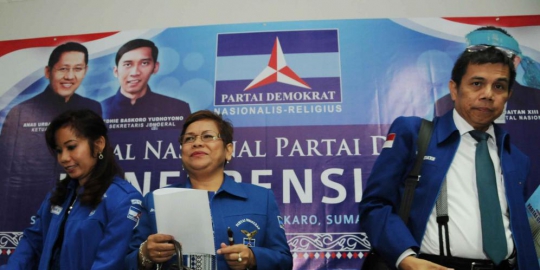 bekukan partai demokrat rev1
