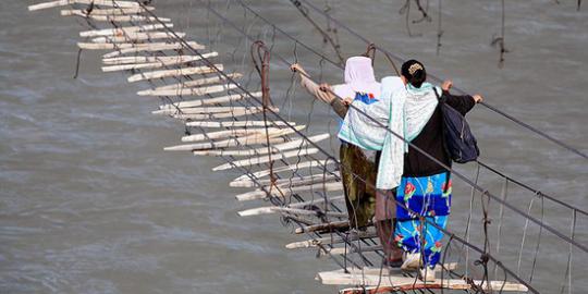 Hussaini, jembatan gantung paling berbahaya sedunia