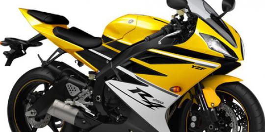 Hot! Yamaha 250cc saingi mesin Ninja 250R