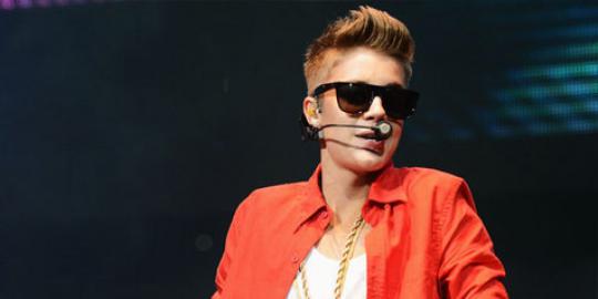 Dokumen tak lengkap, monyet Justin Bieber disita bea cukai 