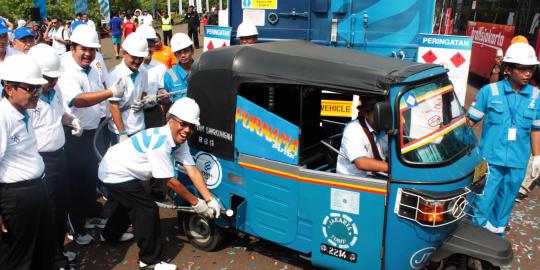 Jero Wacik pimpin peluncuran SPBG Mobile (MRU) di Monas