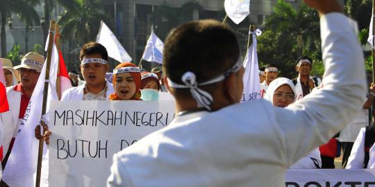 Demo di Istana, dokter muda mengeluh dikirim ke daerah pedalaman