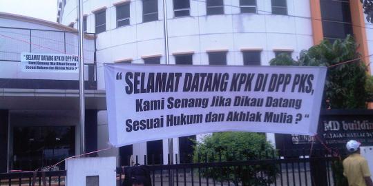 Pendiri PK minta PKS dibubarkan dan jual aset-asetnya
