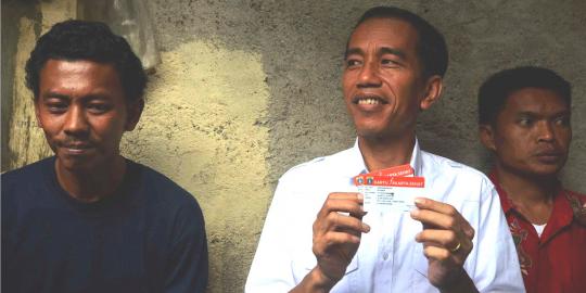 Beda dengan Ahok, Jokowi tolak naikkan premi KJS Rp 50.000