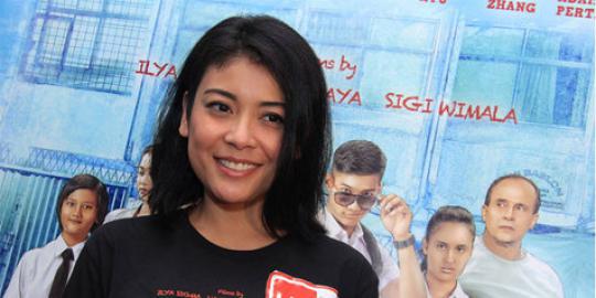 Demi anak, Sigi Wimala pilih di belakang layar