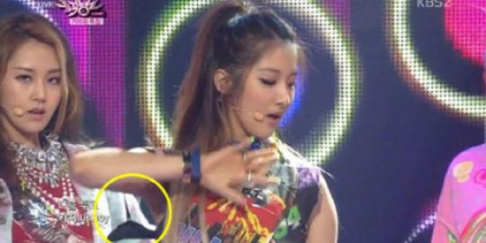 Kostum Jihyun 4minute nyaris bermasalah