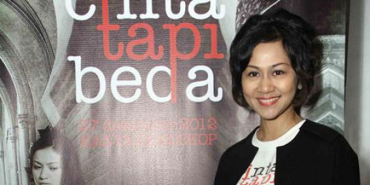 Ayu Diah Pasha langsung jatuh cinta pada film \'JOKOWI\'