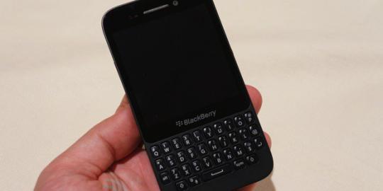 Spesifikasi BlackBerry Q5 hadir dalam sebuah video