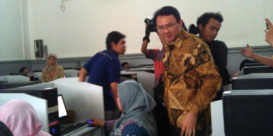 Sering bersikap keras, Ahok minta maaf kepada kepala dinas