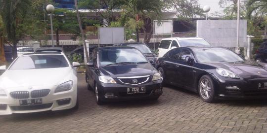 BNN serahkan bandar narkoba pemilik Porsche ke Kejari Jakpus
