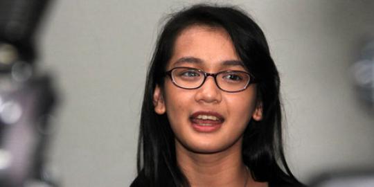 Ibunda hanya tertawa Dhea Annisa diberitakan melahirkan