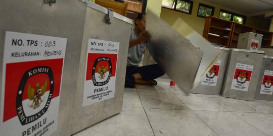 Hari tenang Pilgub Jateng, kantor timses boleh pasang atribut