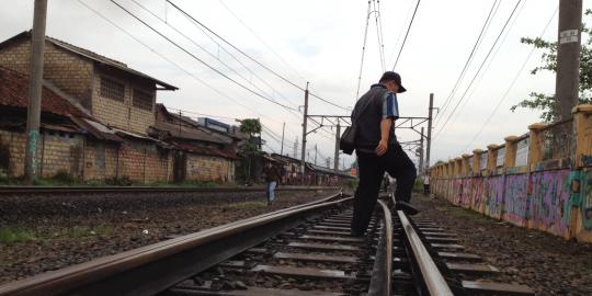 Dua gerbong Kereta Serayu anjlok di Garut