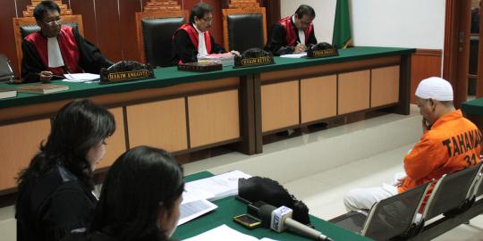 Terdakwa teroris Tambora Thoriq dituntut 8 tahun penjara