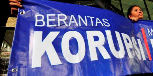 Polisi sita dua mobil mewah Dirut PDAM Tirtanadi Medan