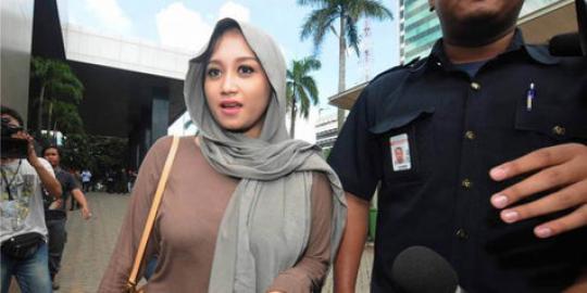 Terjun di dunia akting, Sefti Sanustika modal nekat