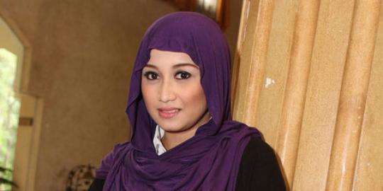 Diselingkuhi suami dikhianati sahabat, ini curhatan Sefti Sanustika